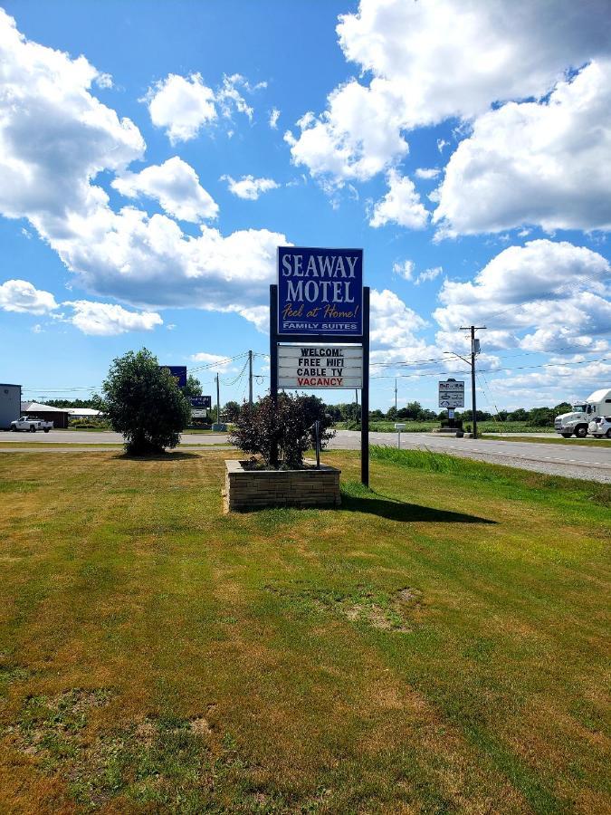 Seaway Motel Port Colborne Bagian luar foto