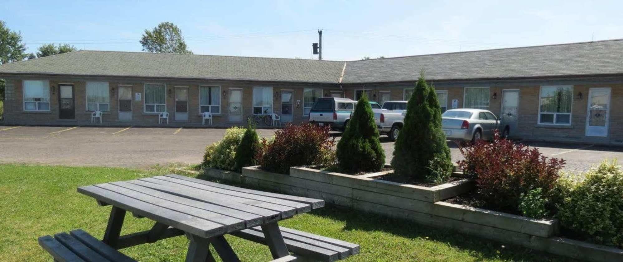 Seaway Motel Port Colborne Bagian luar foto